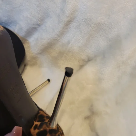 Stuart Weitzman Black Suede Heels with Calf Hair Leopard Detail - Picture 14 of 16